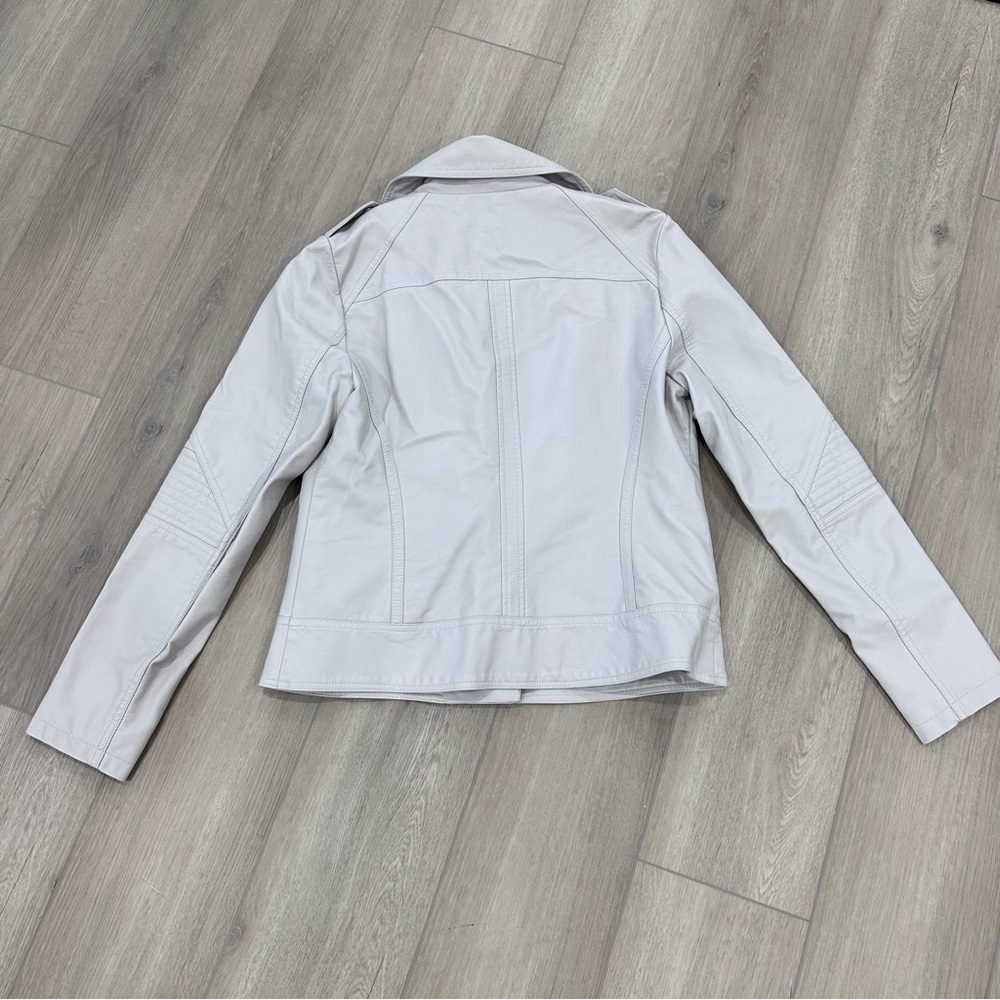 GUESS faux vegan leather jacket large light grey - Picture 3 of 10